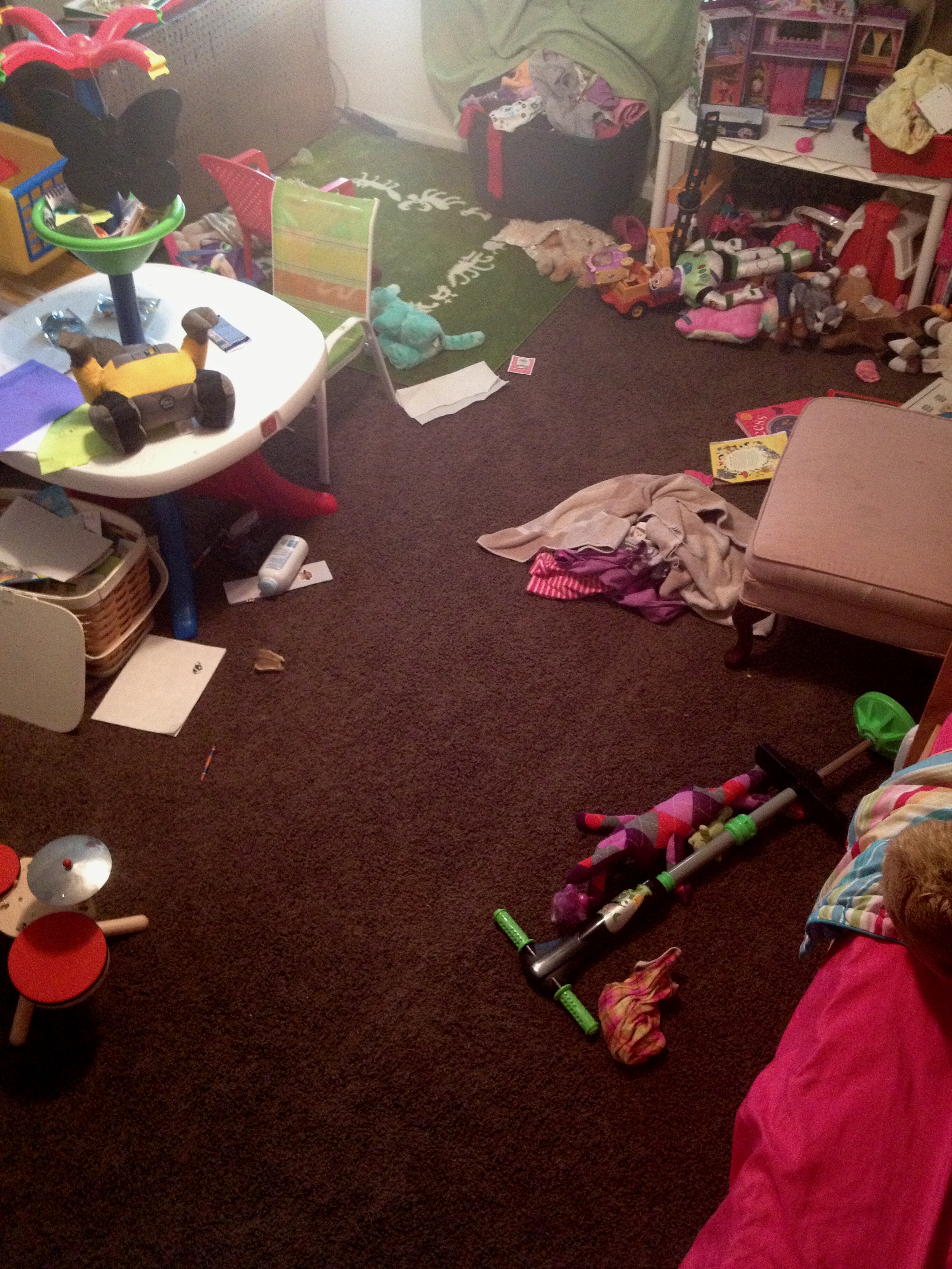 A Messy Kids Room : KIDS ROOM CLEANING CHECKLIST - Queen of Clean ...